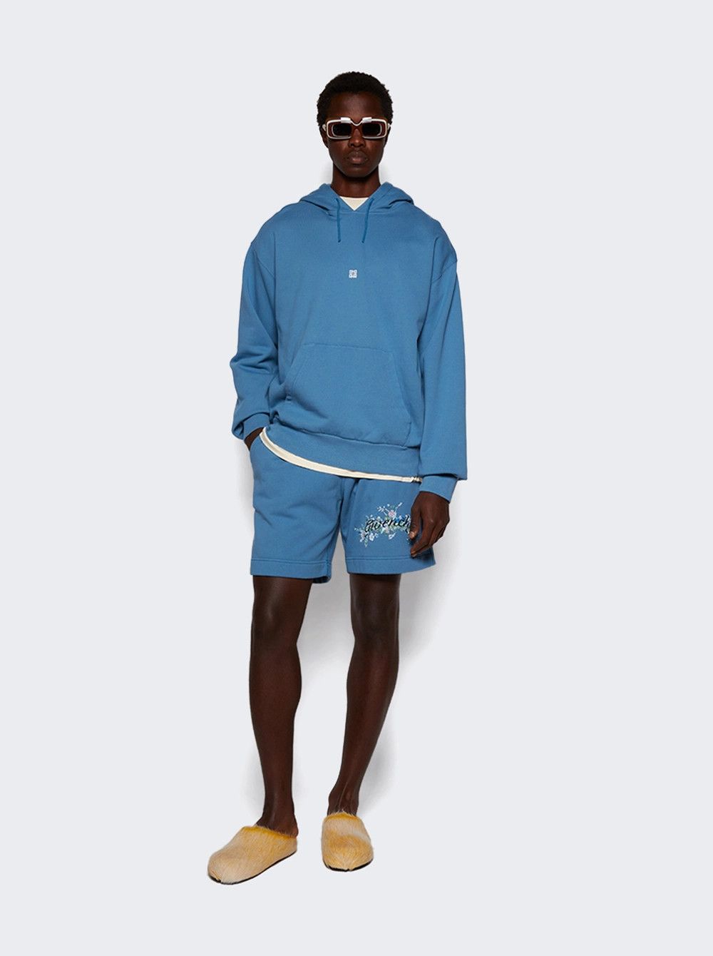 Givenchy o1mle0226 New Board Shorts in Blue Size US 36 / EU 52 - 2 Thumbnail