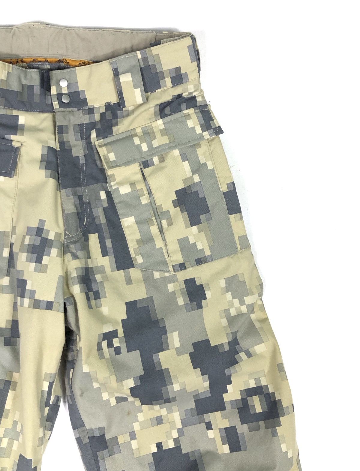 Burton RARE🔥BURTON RONIN 7-POCKETS DIGI CAMO CARGO SNOWBOARD PANTS Size US 32 / EU 48 - 5 Thumbnail