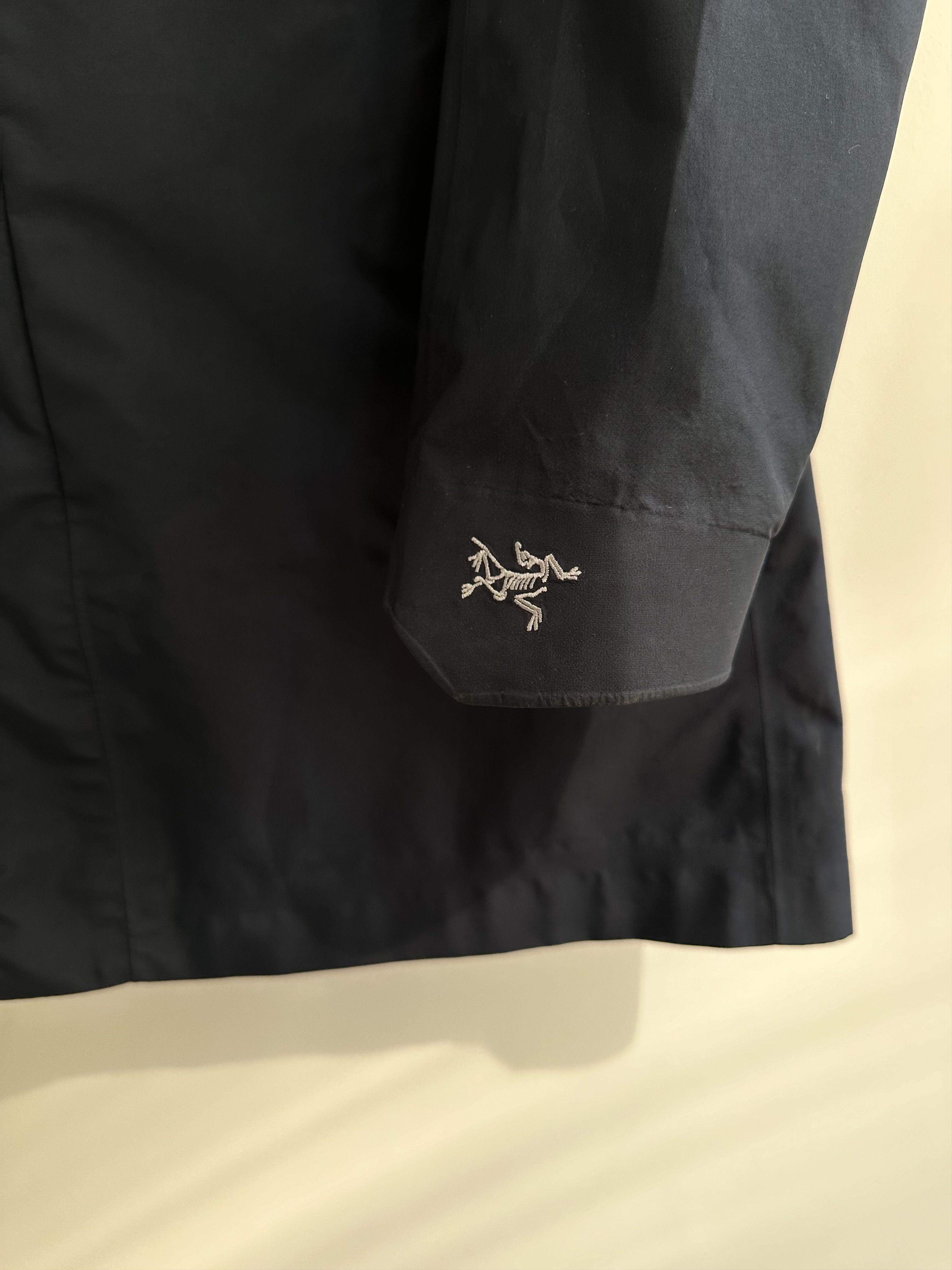 Arc'teryx Arc'Teryx Gore tex jacket coat rain Size M / US 6-8 / IT 42-44 - 3 Thumbnail