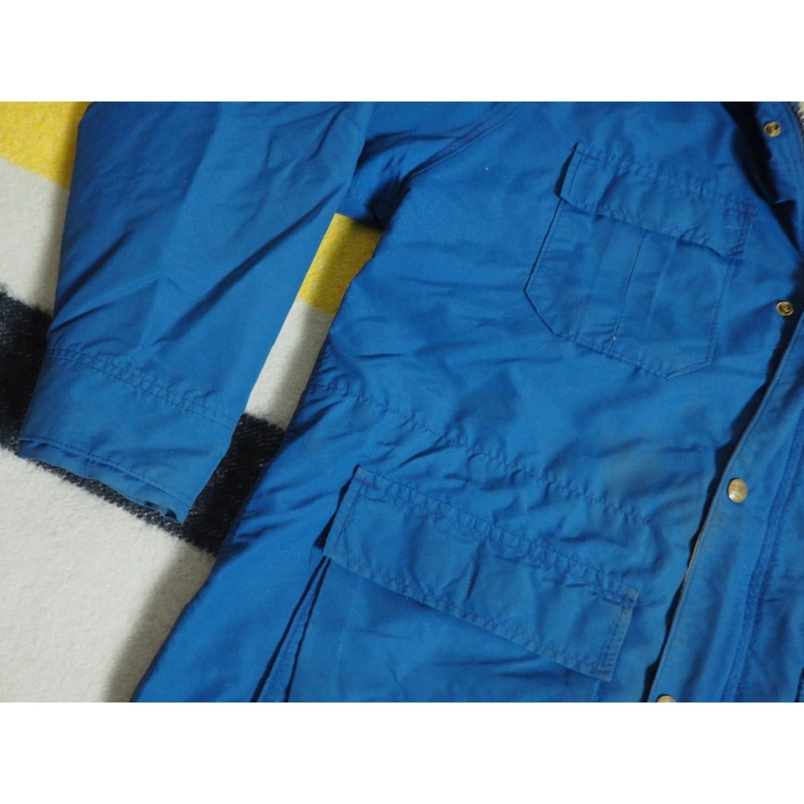 Vintage VTG 70s LL Bean Baxter State Parka Navy Blue Outdoor Shell Jacket Mens M USA Parka Nylon 70s Outdoor Mens M Blue LL Bean Jacket Parka Vintage Brown? Size US M / EU 48-50 / 2 - 5 Thumbnail