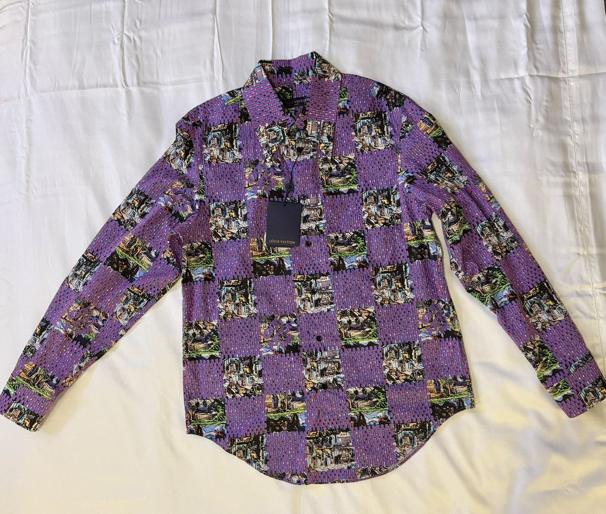 Louis Vuitton Louis Vuitton Men’s Printed Shirt (WITH TAGS) Size US M / EU 48-50 / 2 - 1 Thumbnail