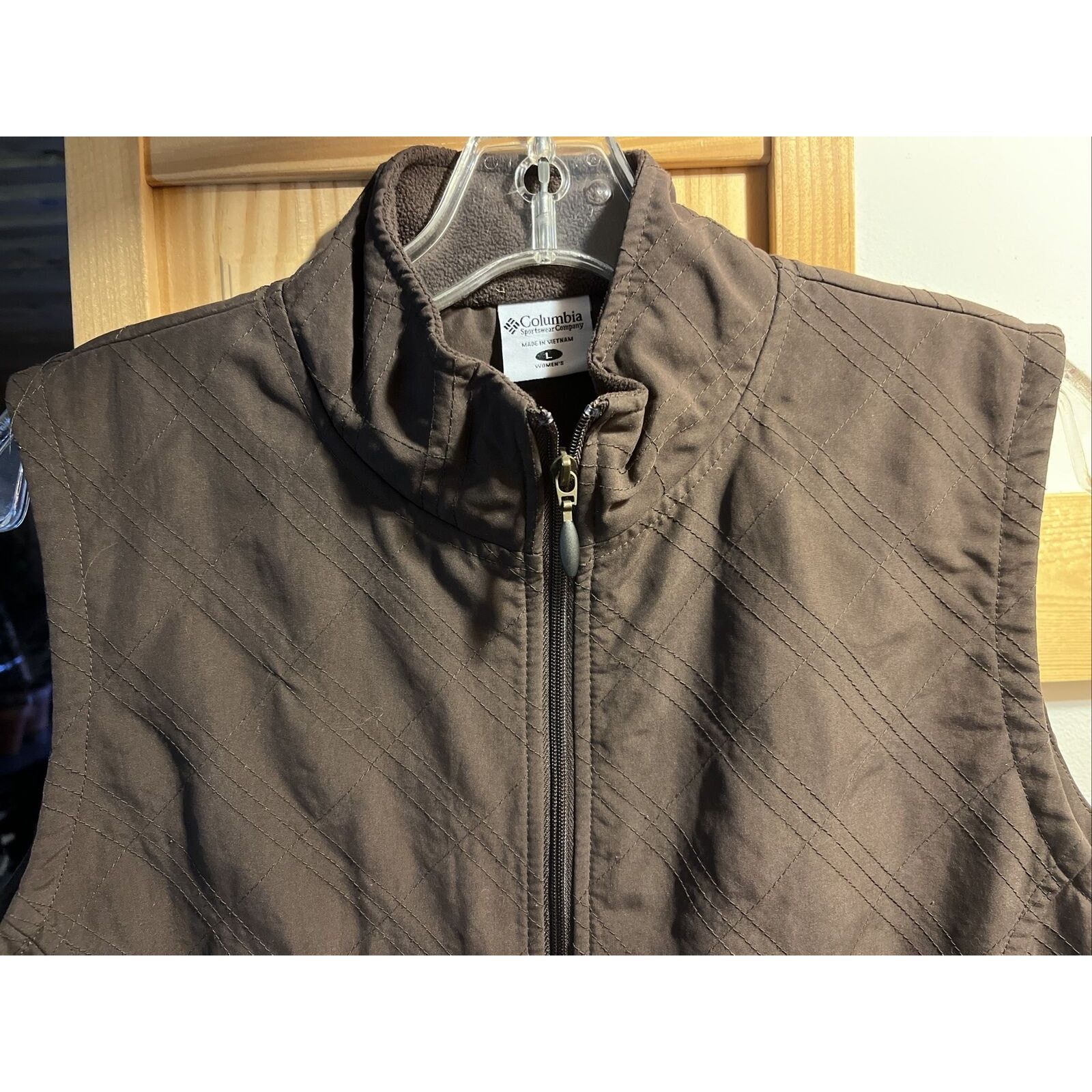 Columbia Columbia Women’s L Brown Full Zip Sleeveless Polyester Vest Size L / US 10 / IT 46 - 4 Thumbnail
