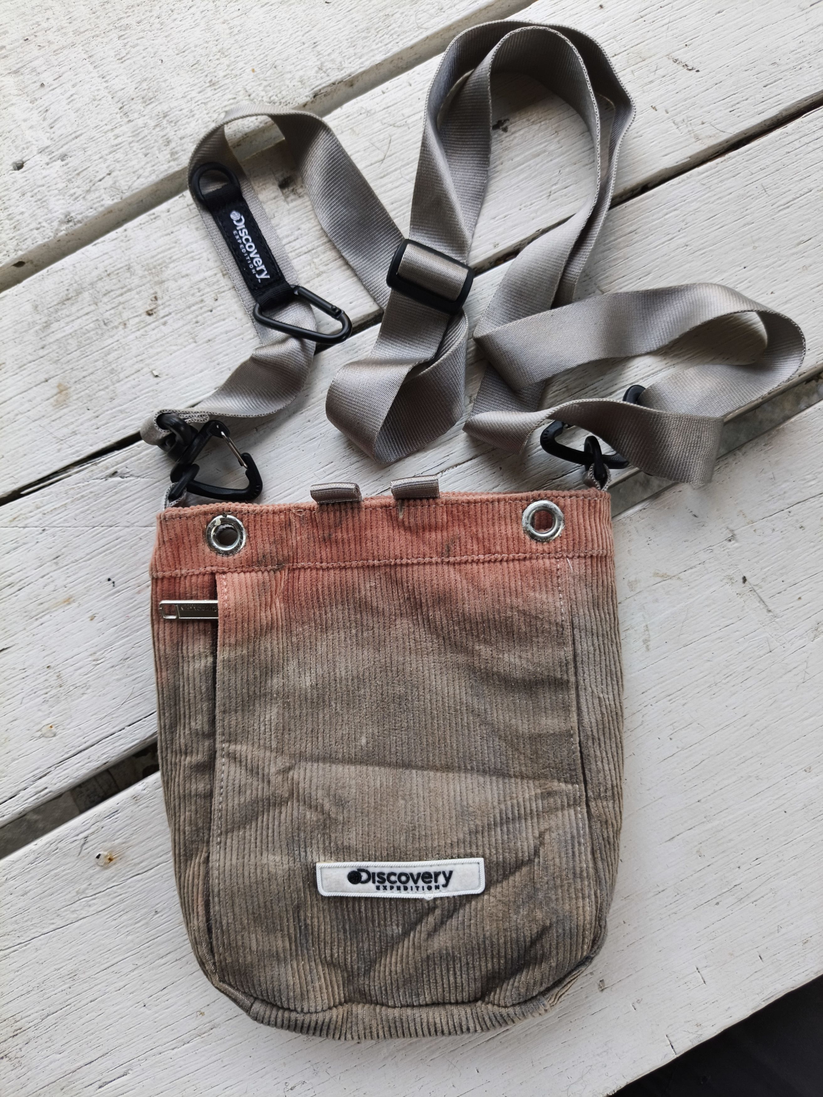 Japanese Brand Discovery Expedition Corduroy Dual Tone Sling Bag Size ONE SIZE - 1 Thumbnail