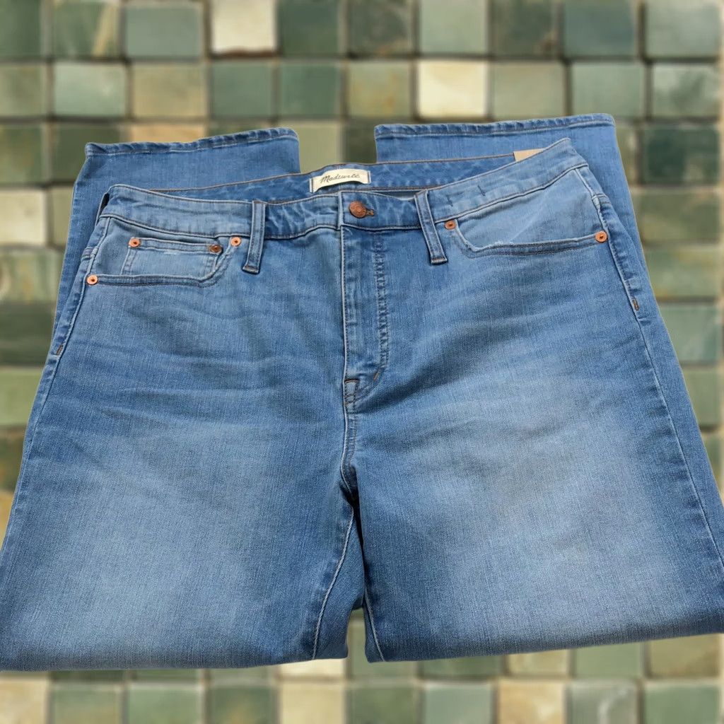 Madewell Madewell Jeans High Rise Cali Demi Boot NEW 33 (Fits 36W 26L) Size 24" / US 00 / IT 34 - 1 Thumbnail