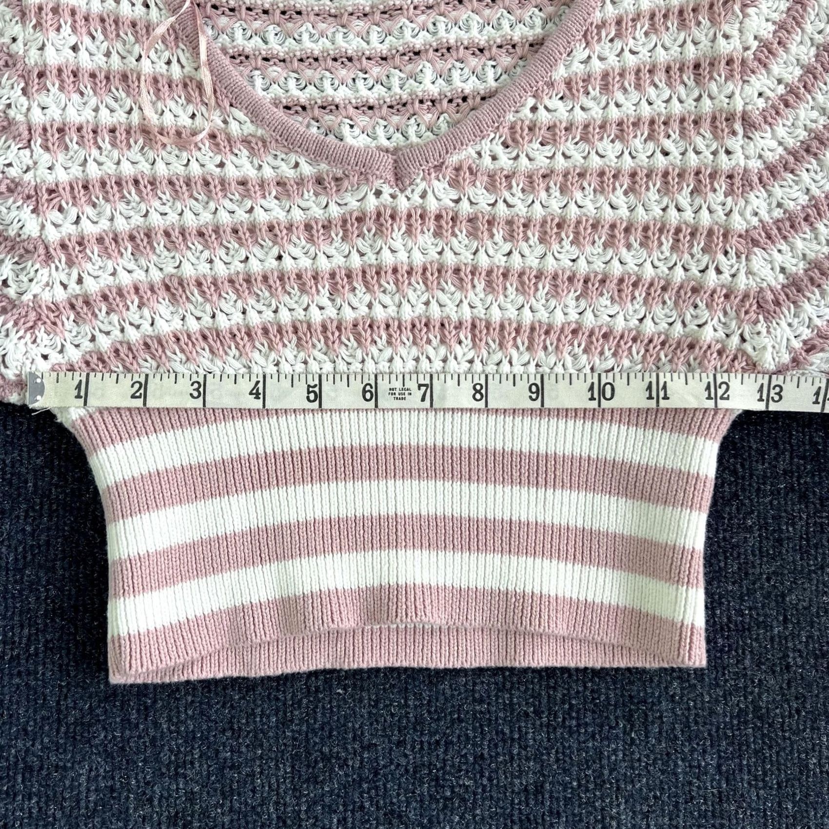 Vintage Altar'd State Sweater Womens Small Pink White Striped Crochet Knit Crop Top Size S / US 4 / IT 40 - 5 Thumbnail