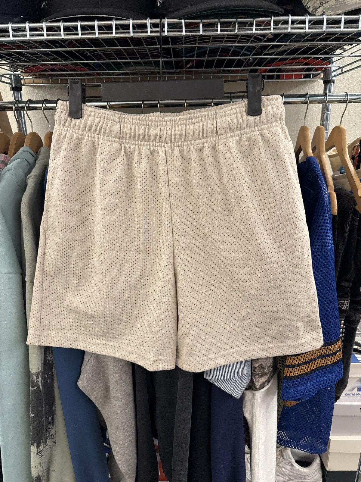 HMDD HMDD Blank Mesh Shorts Size US 32 / EU 48 - 1 Thumbnail