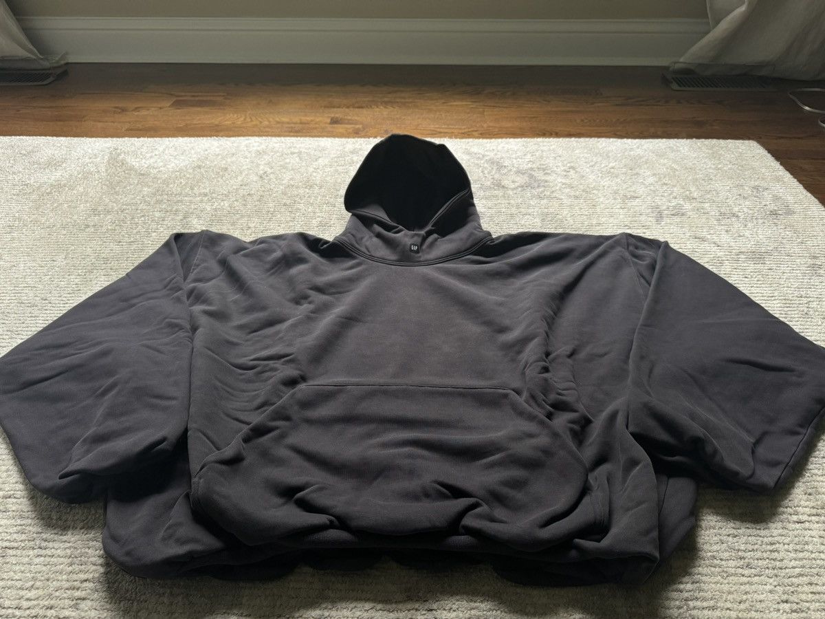 Balenciaga × Kanye West × Yeezy Small Dark Gray Logo Hoodie YGEBB Sweatshirt Hooded Size US S / EU 44-46 / 1 - 9 Thumbnail