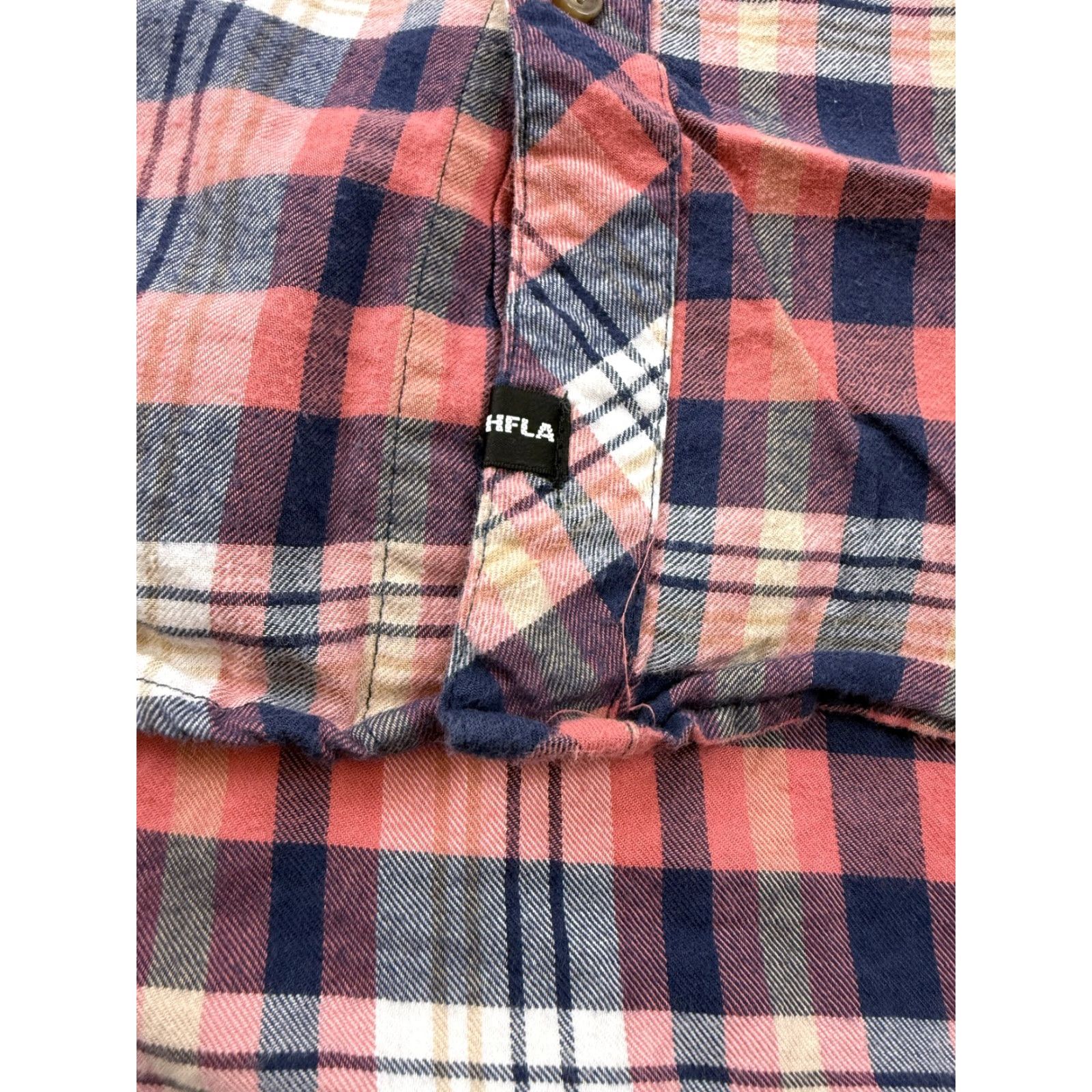 Vintage Homme + Femme Shirt Mens 2XL Pink Navy Plaid Sleeveless Flannel Button Up Casual Size US XXL / EU 58 / 5 - 2 Thumbnail