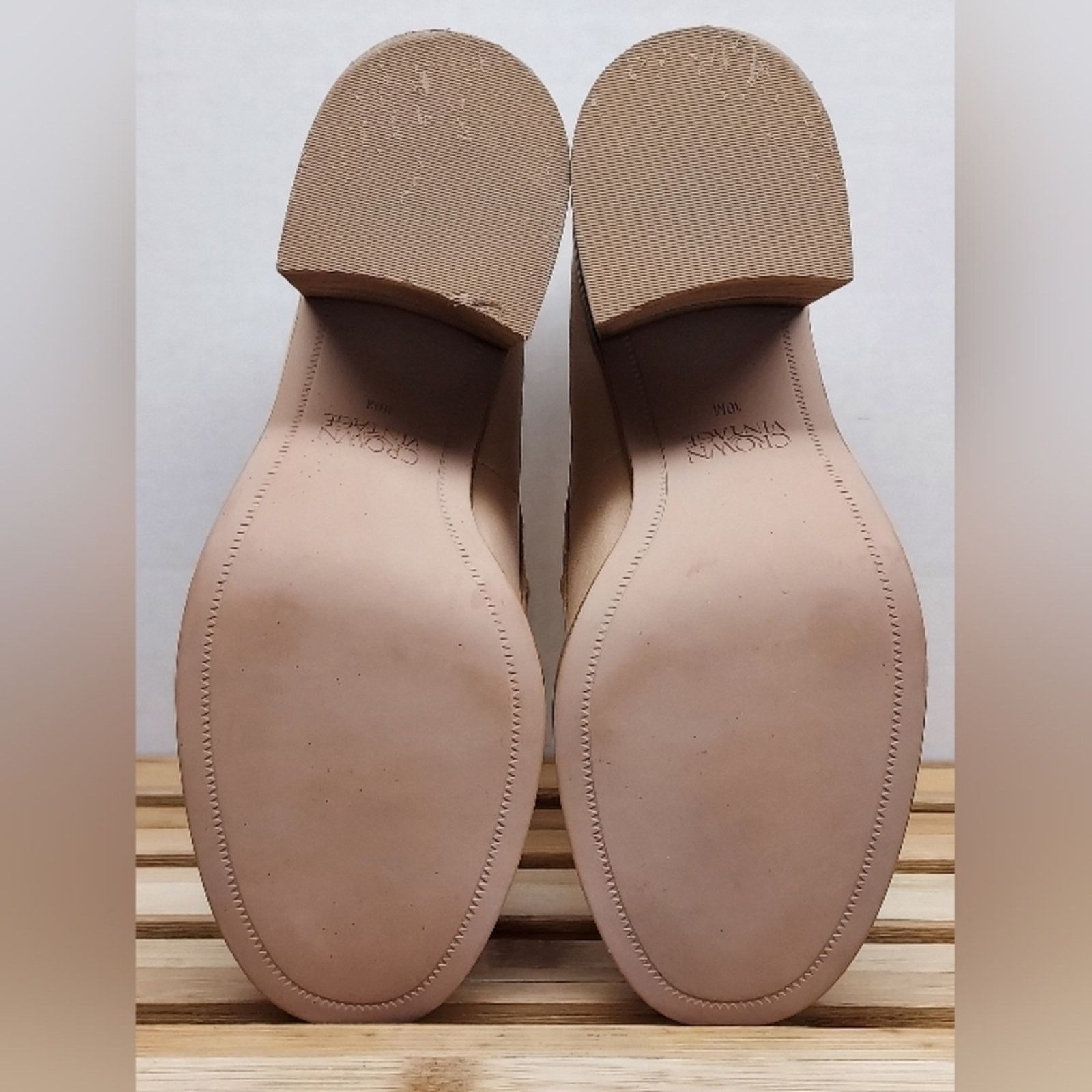 Other Crown Vintage Womens Beigh Caitlun Block Heel Pumps Size 10 Size US 10 / IT 40 - 4 Thumbnail