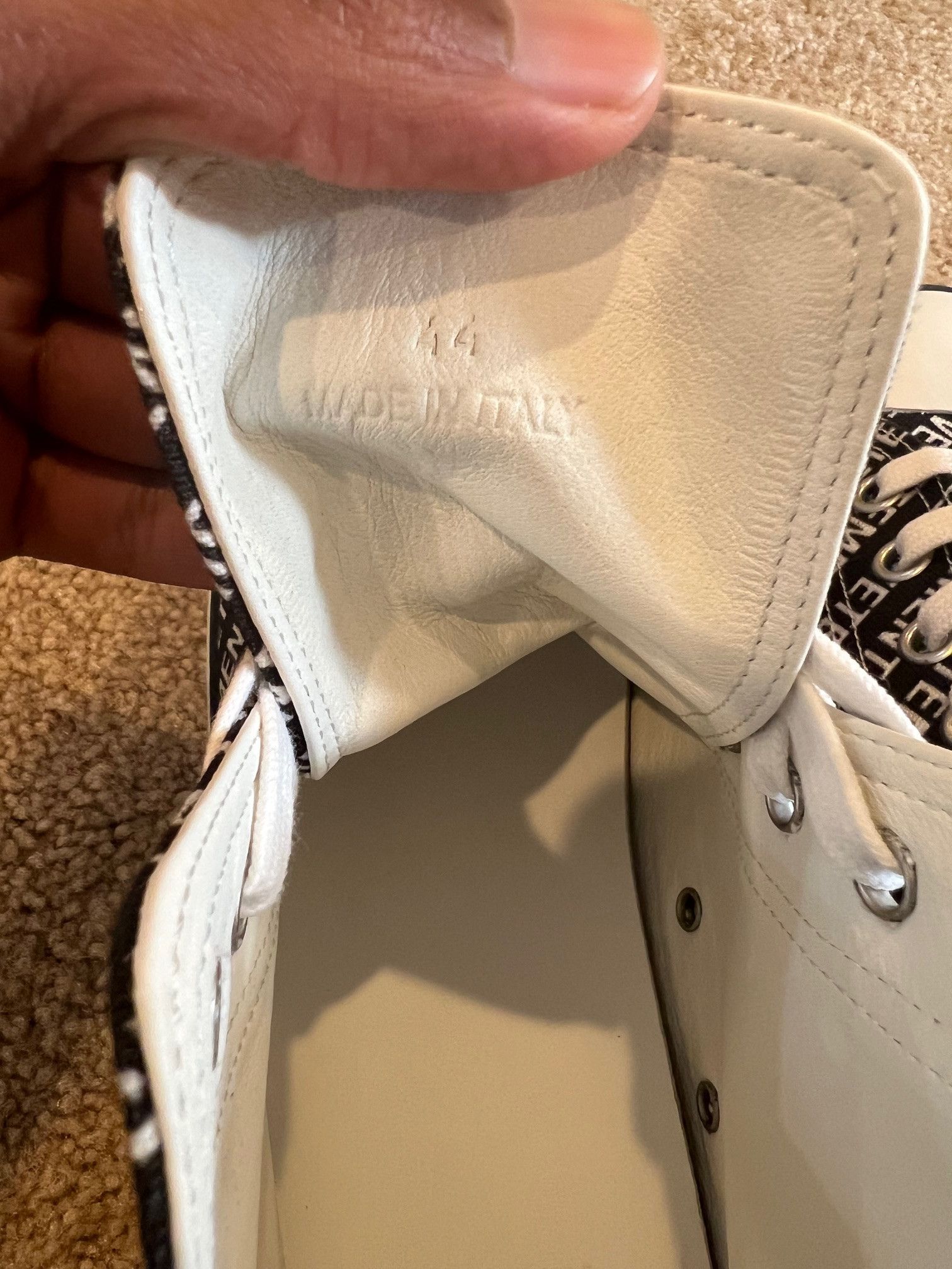 Vetements Vetements Printed Canvas Sneakers Size US 11 / EU 44 - 11 Thumbnail
