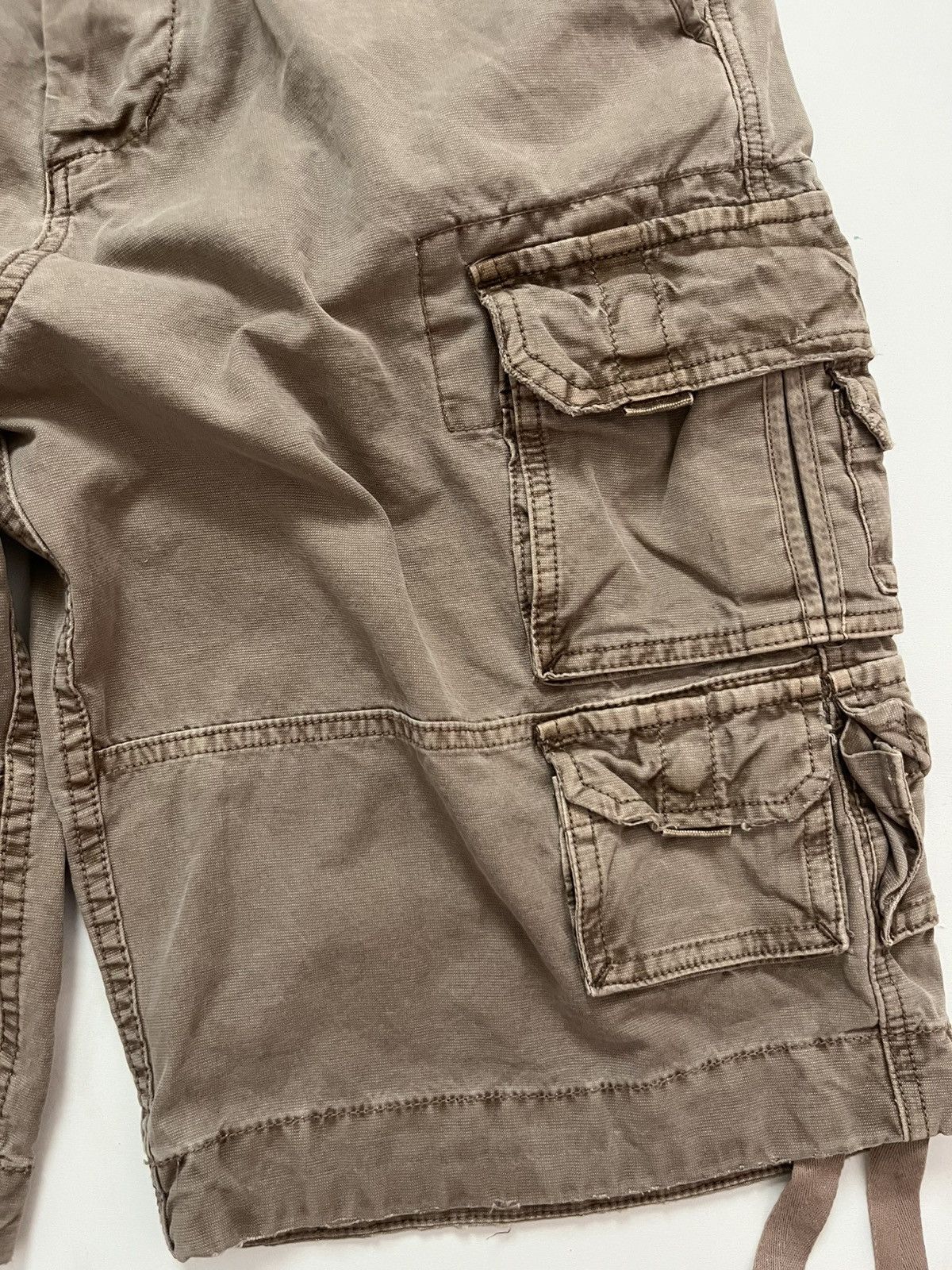 Dolce & Gabbana 2003 dolce gabbana 10 pockets cargo shorts Size US 34 / EU 50 - 4 Thumbnail