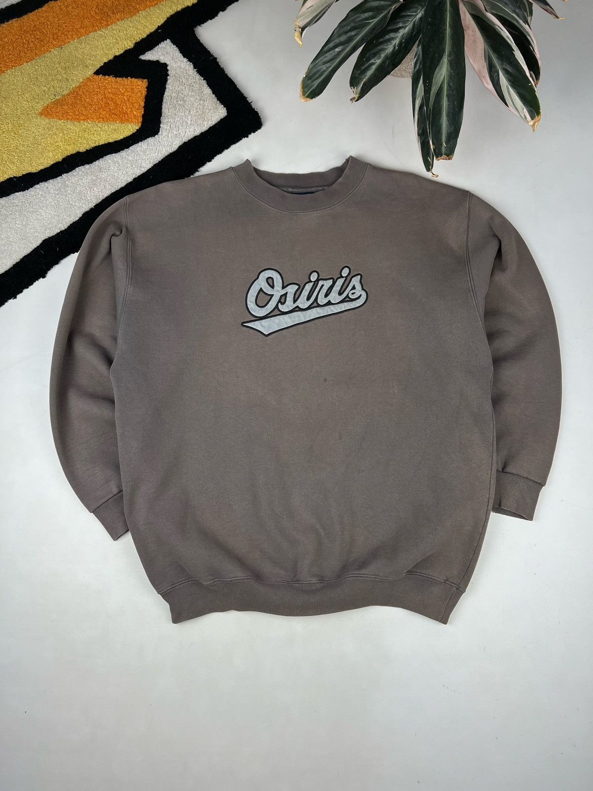 Osiris × Vintage Vintage OSIRIS Skateboard Faded Sweatshirt Big Logo Y2K Sk8 Size US L / EU 52-54 / 3 - 2 Thumbnail