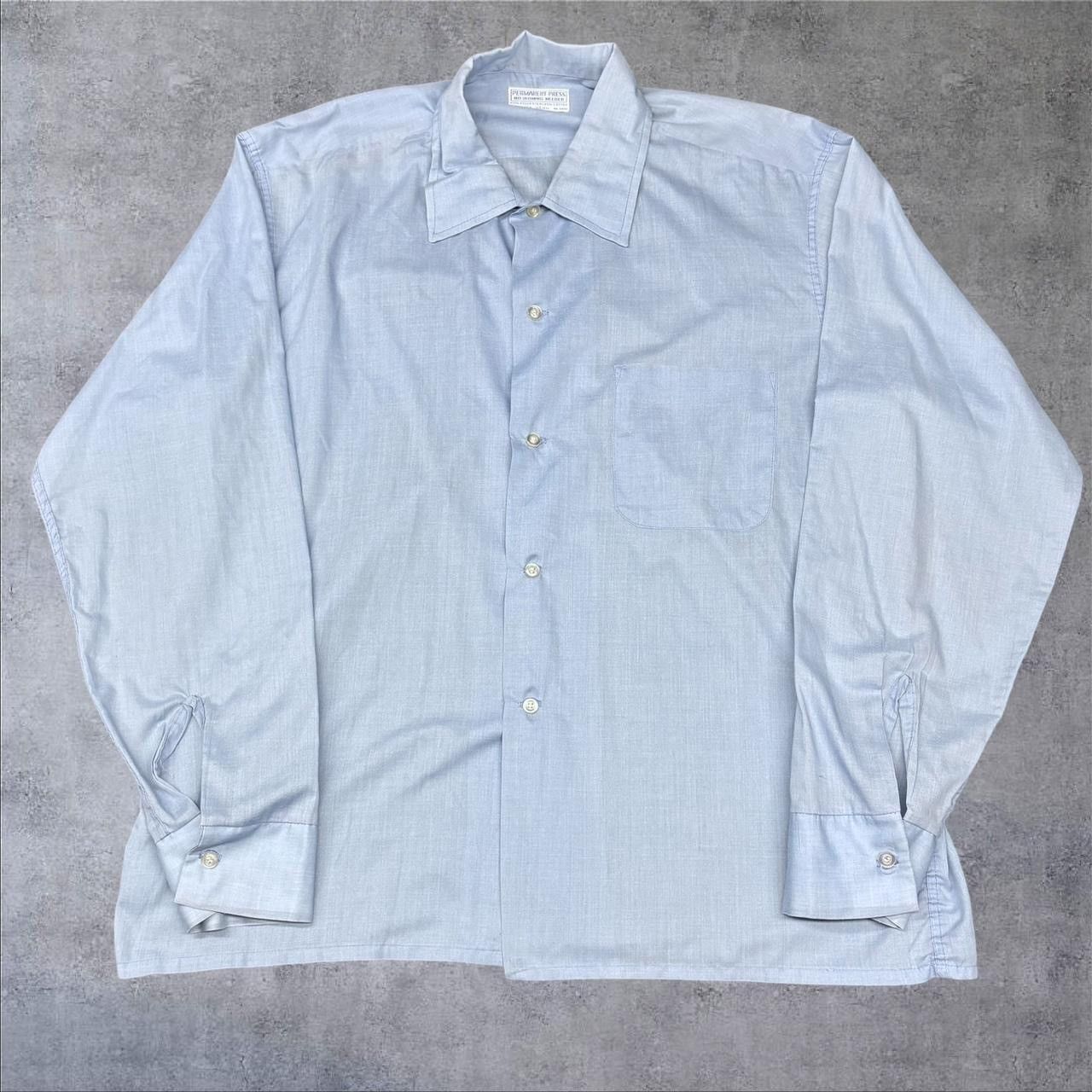 Vintage 1960s 1970s Vintage Light Blue Button Up Shirt Size US L / EU 52-54 / 3 - 1 Thumbnail