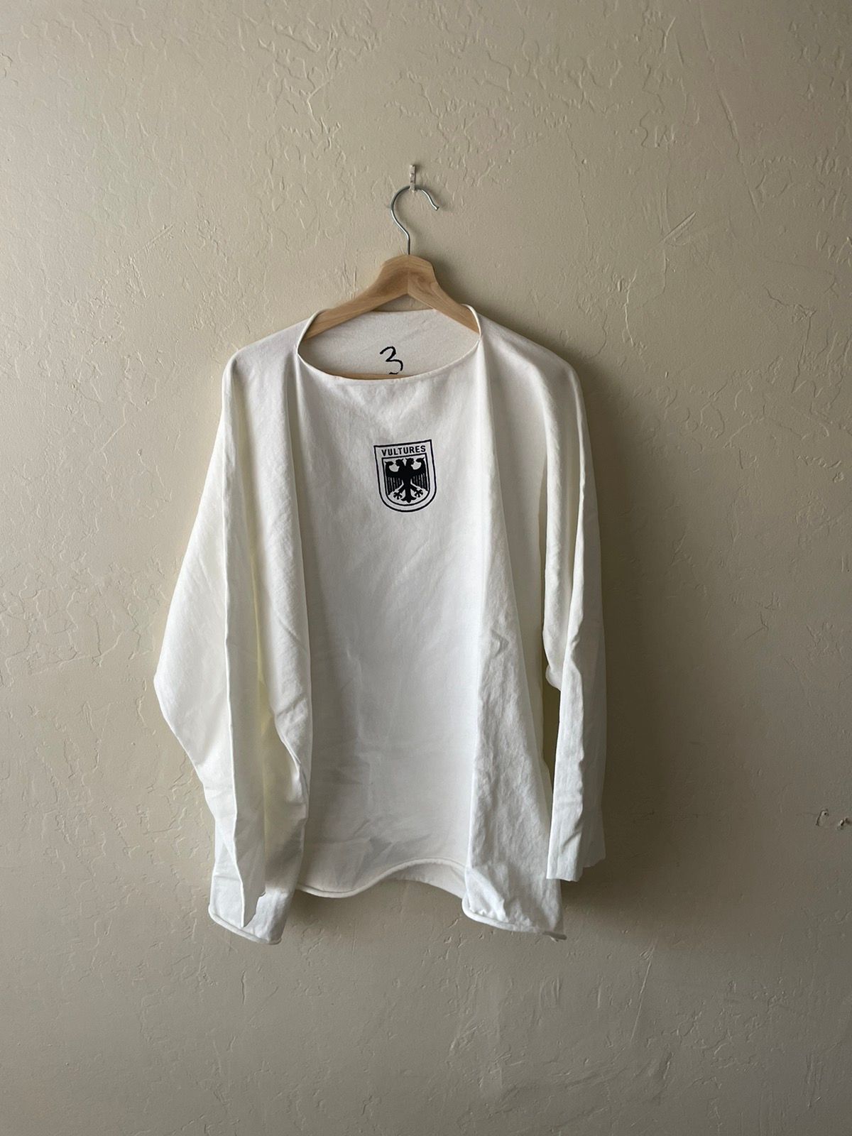 Pre-owned Kanye West X Yeezy Season Kanye West Vultures Merch In White