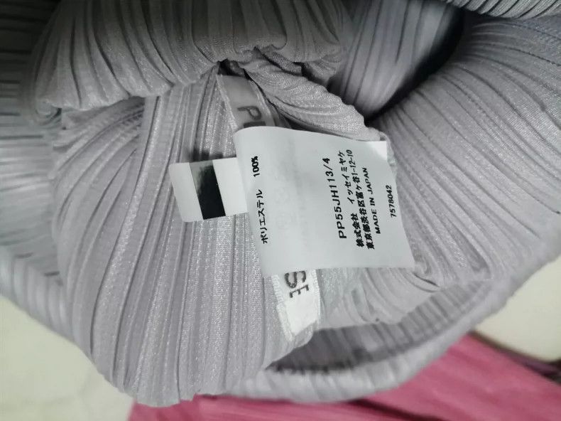 Issey Miyake Issey Miyake size:4 Grey pleated dress Size XS / US 0-2 / IT 36-38 - 3 Thumbnail