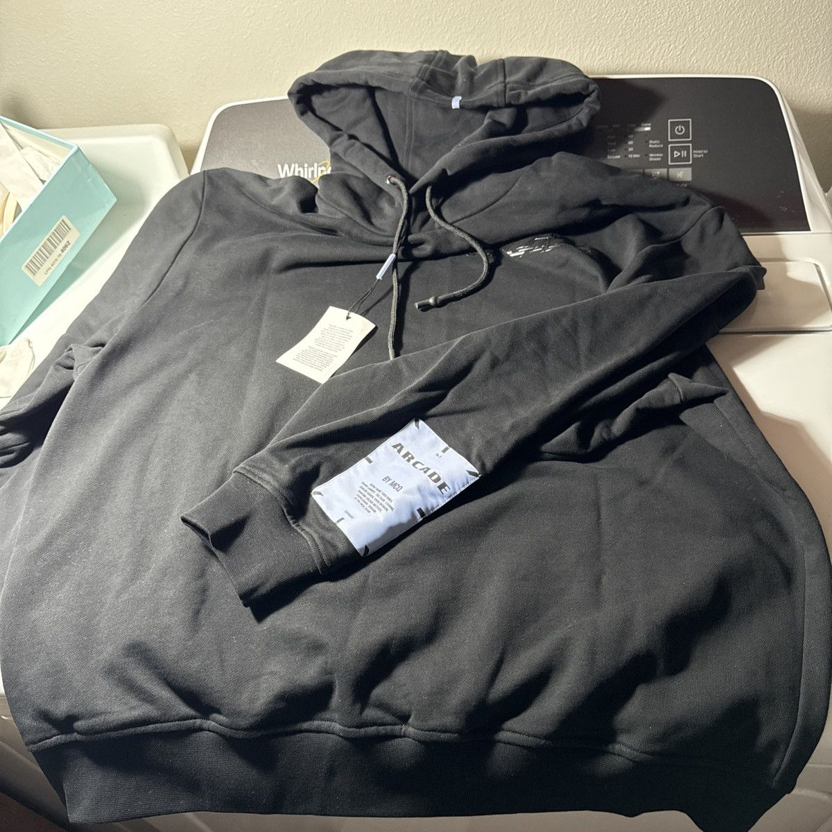 McQ Alexander McQueen MCQ Alexander McQueen Relaxed Hoodie Arcade Patch Dark Black Size US XL / EU 56 / 4 - 4 Thumbnail