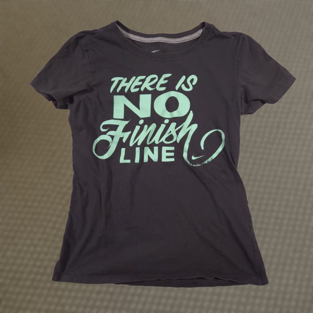 Nike Nike Shirt Womens M Black There Is No Finish Line Crew Neck Graphic Tee Top Size M / US 6-8 / IT 42-44 - 1 Thumbnail