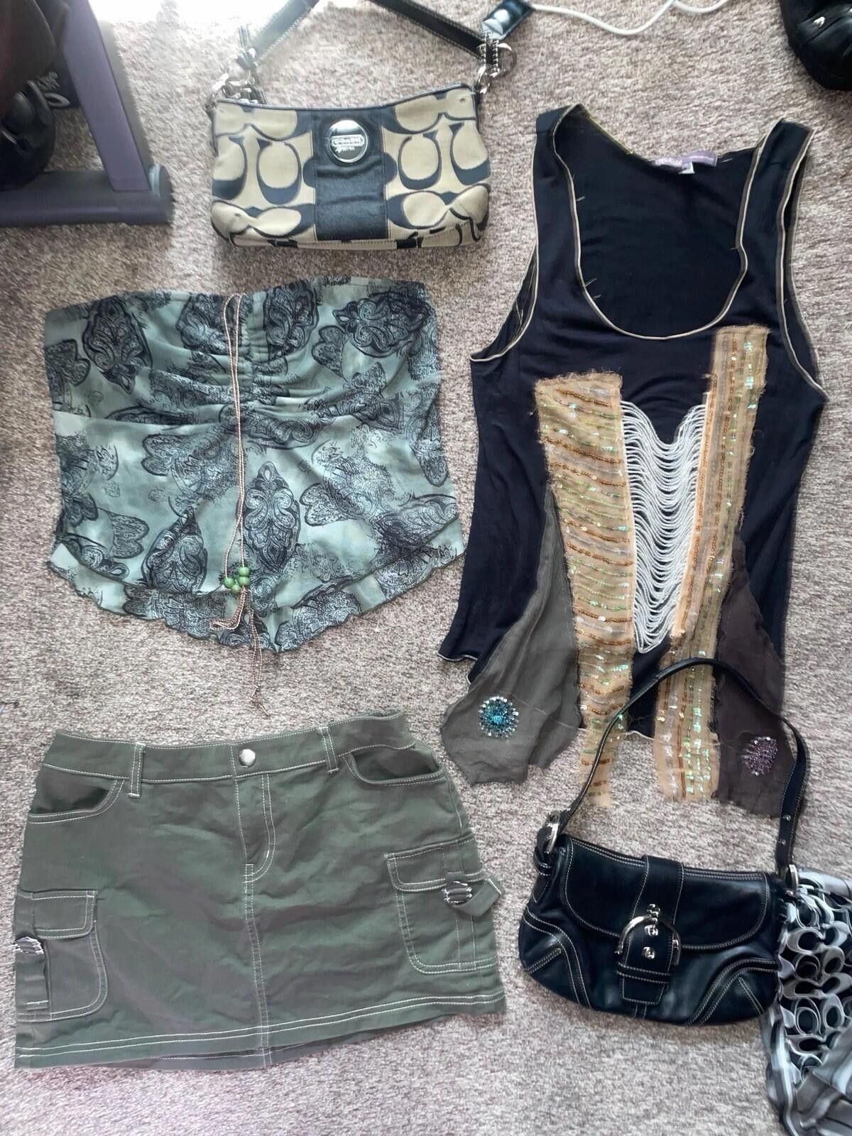 Other Reseller High End Clothing Mystery Box 10–15 Items VTG MIX Size ONE SIZE - 4 Thumbnail
