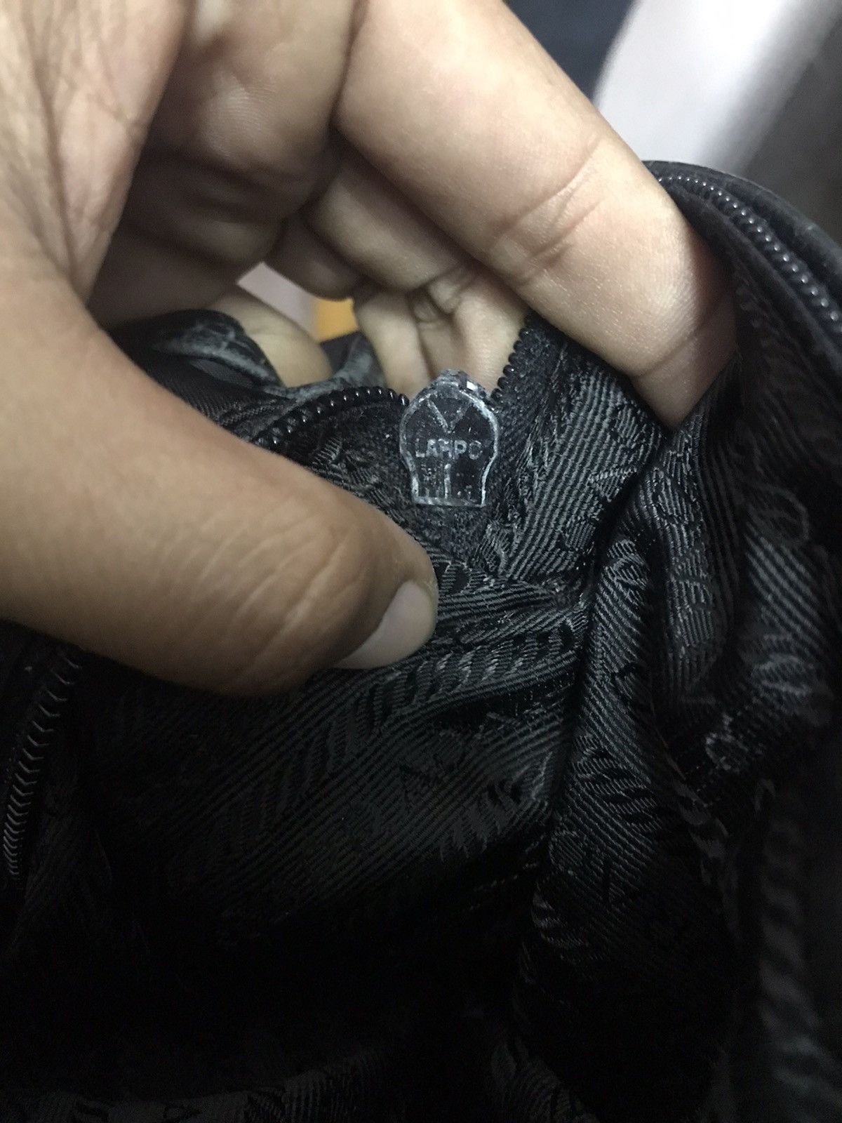 Prada AUTHENTIC PRADA BLACK SHOULDER BAG Size ONE SIZE - 9 Thumbnail