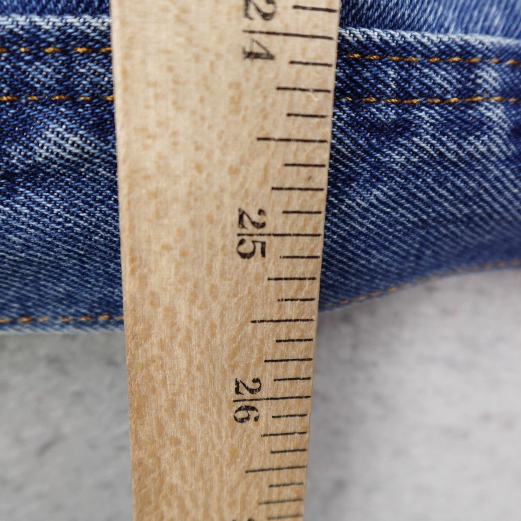 Wrangler VINTAGE Wrangler Jacket Mens Large Blue Denim Jean Rugged Wear Western Trucker Work Coat Size US 33 - 7 Thumbnail