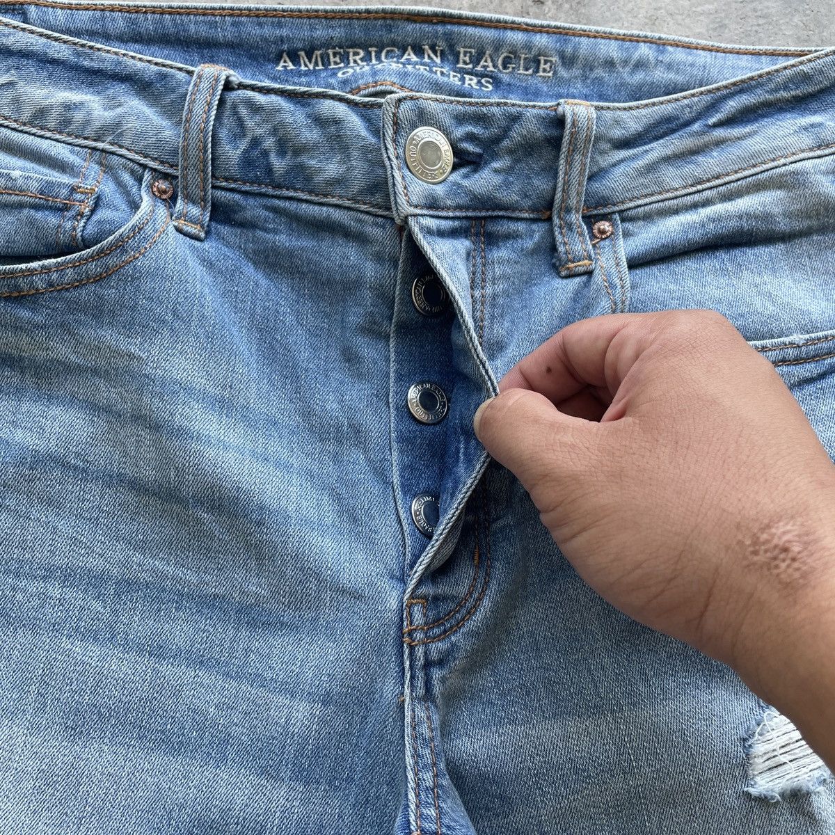 American Eagle Outfitters American Eagle Outfitters Ripped Stretch Jeans Pants Faded Size US 33 - 7 Thumbnail