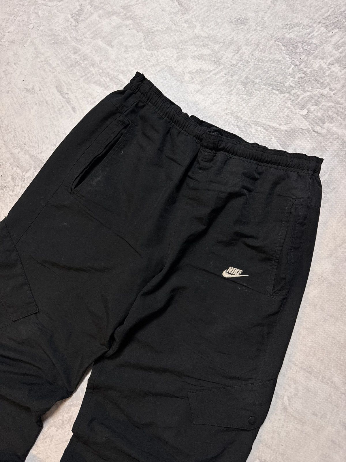 Nike × Vintage 00s Nike Vintage Nylon Cargo Baggy Drill Pants Joggers Y2K Size US 32 / EU 48 - 2 Thumbnail