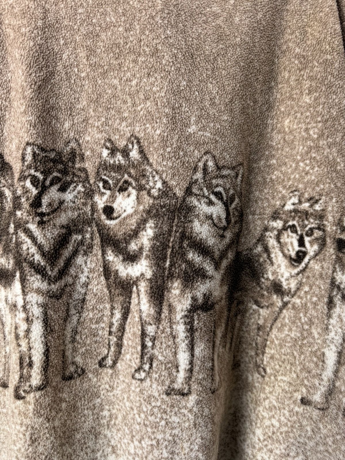Vintage Vintage Wolf Fleece Jacket Supreme Style Print All Over Size US M / EU 48-50 / 2 - 8 Thumbnail