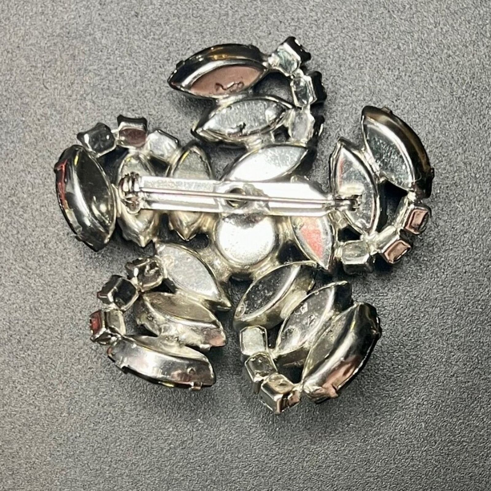 & Other Stories Vintage Clear and Large Smoky Rhinestone Flower Brooch Size ONE SIZE - 2 Thumbnail