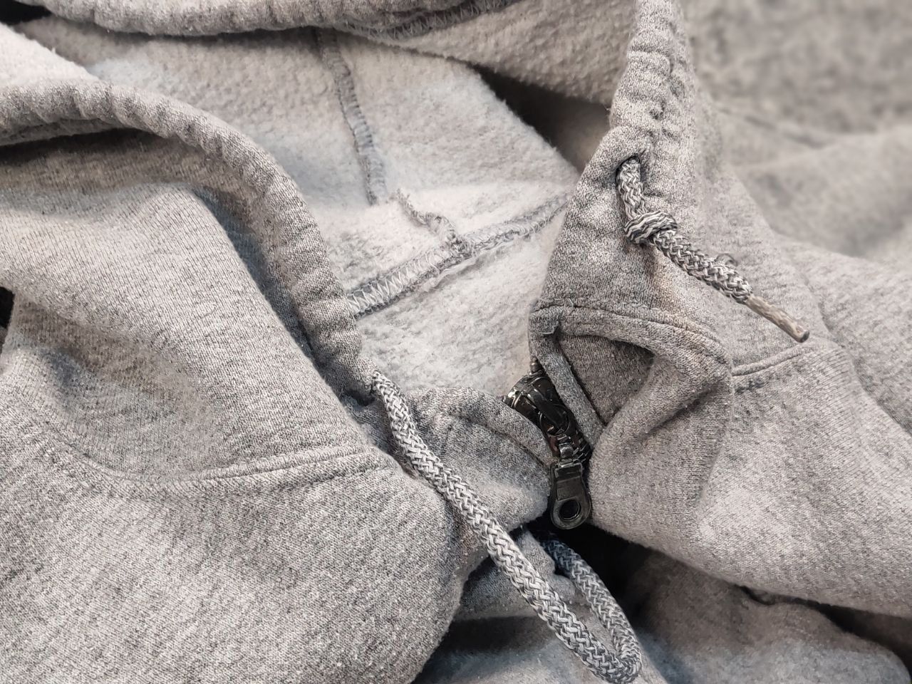 Band Tees Vintage The Beatles Band Logo Blank Gray Zip Hoodie Size US M / EU 48-50 / 2 - 14 Thumbnail