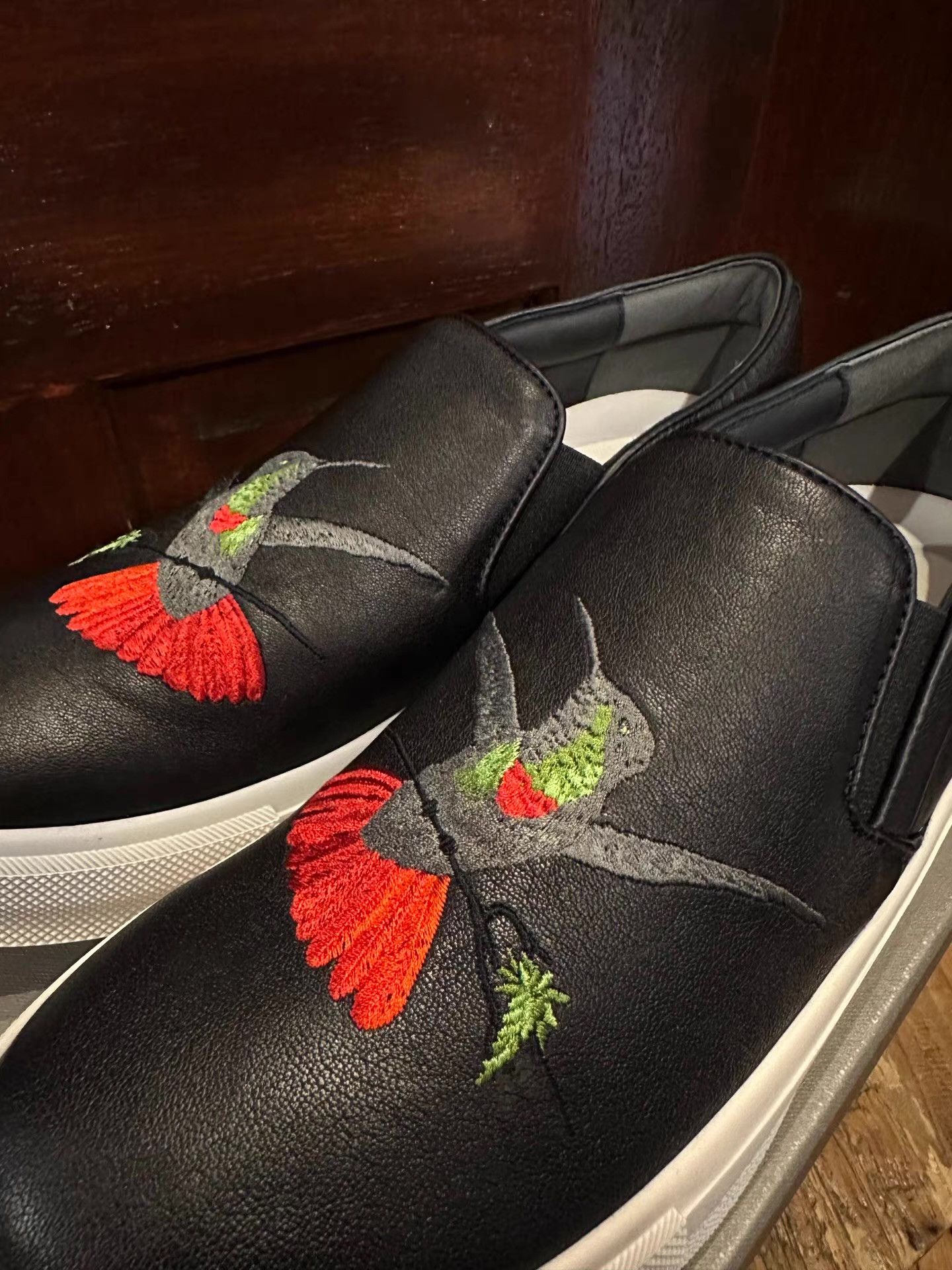 Alexander McQueen Alexander McQueen Hummingbird Embroidery Slip-Ons Ｑ25 Size US 7 / EU 40 - 4 Thumbnail