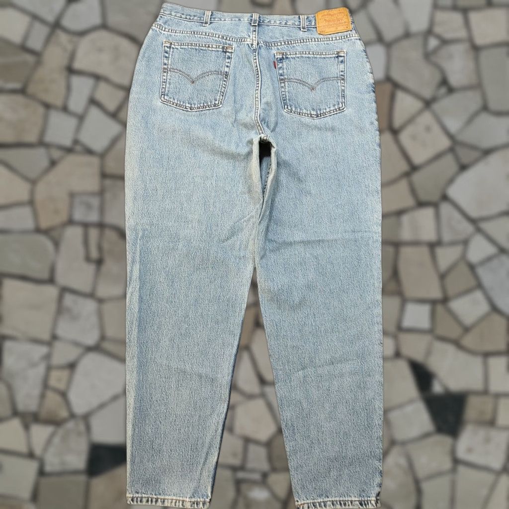 Levi's VINTAGE Levi's Jeans 550 Relaxed Fit Tapered Leg 20W Womens Blue USA Made 36x31 90s Retro Size 42" / US 20 - 1 Thumbnail