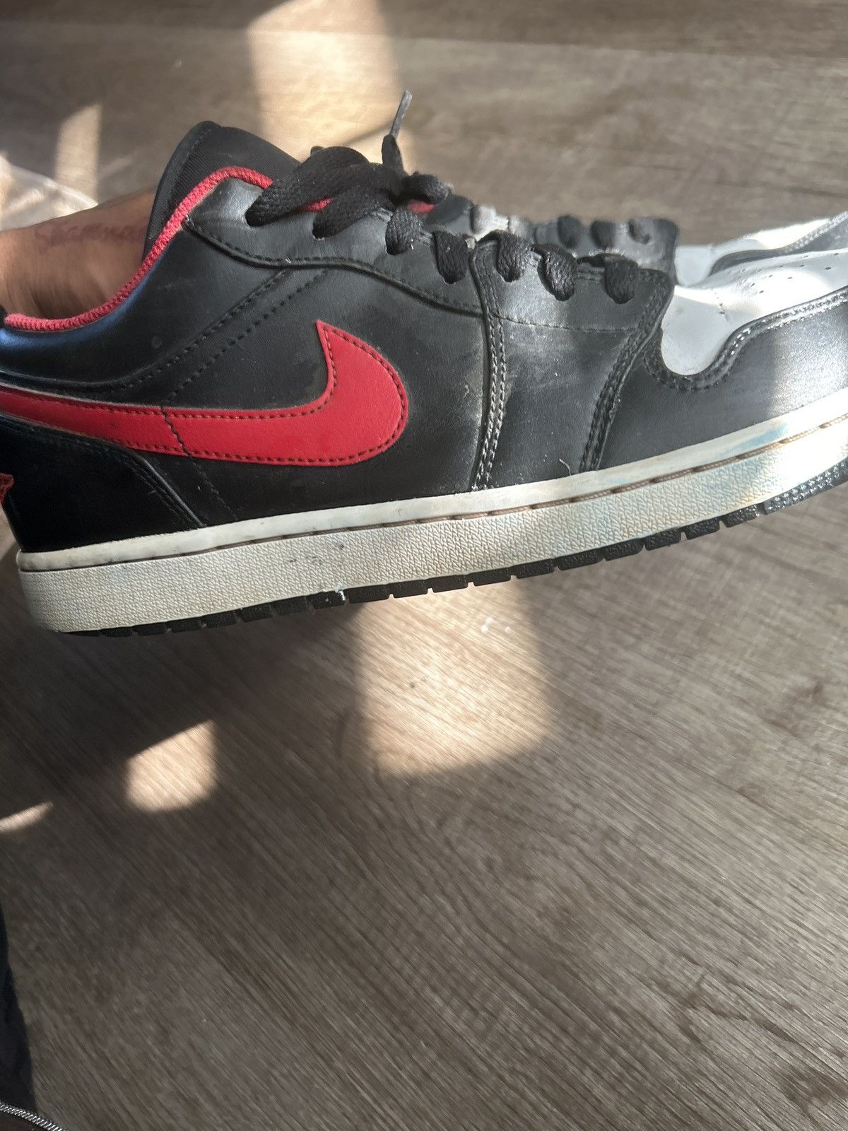 Jordan Brand RED & BLACK AIR JORDAN LOW TOP 1’s Size US 11 / EU 44 - 5 Thumbnail