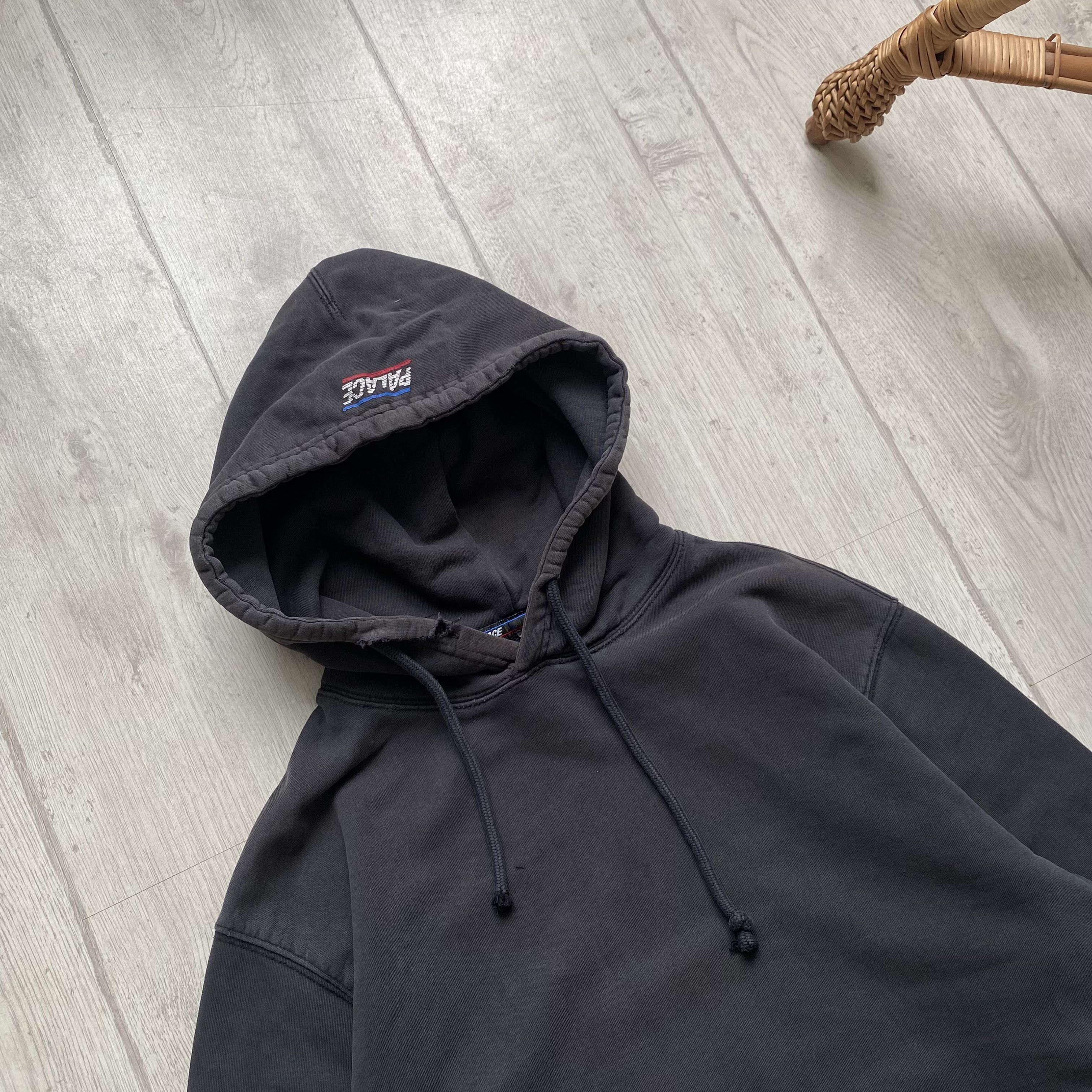 Palace 🛹 Palace Trashed Heavy hoodie vintage skater surf Size US M / EU 48-50 / 2 - 3 Thumbnail