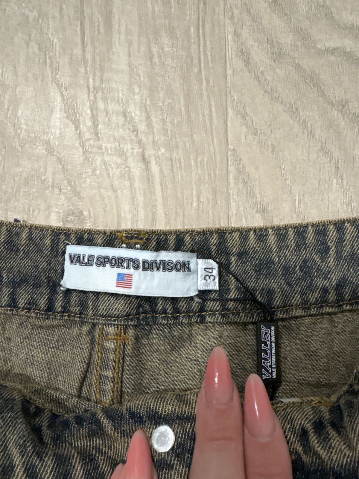 Vale Vale RainStorm Jorts Size 34 🌨️ Size US 34 / EU 50 - 5 Thumbnail