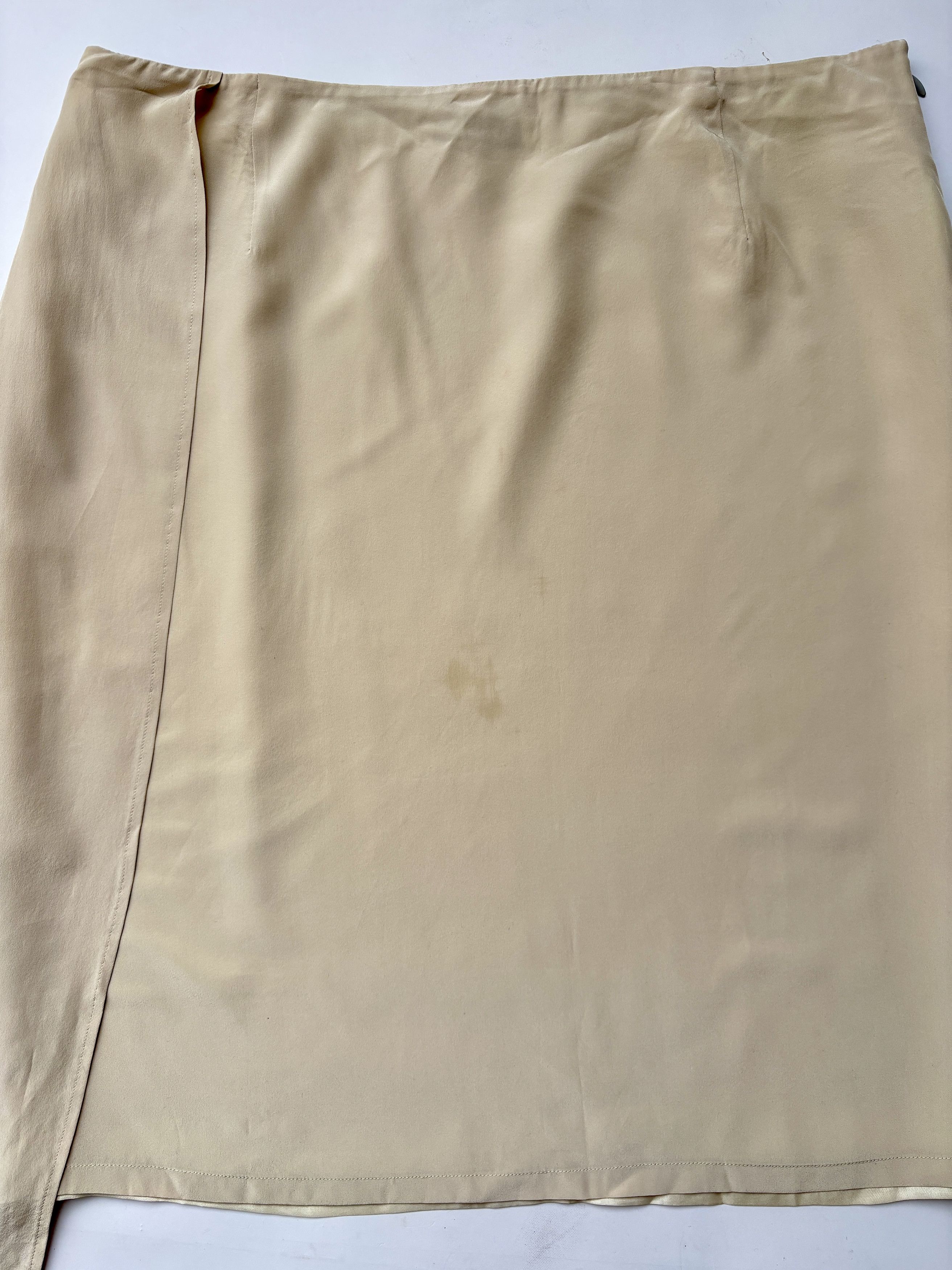 Jil Sander ⚡️QUICK SALE⚡️Jil Sander Beige Silk Skirt Size 32" / US 10 / IT 46 - 7 Thumbnail