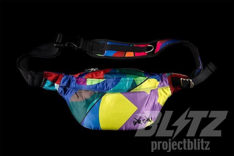 Sacai FW21 Sacai Kaws Waist Bag Bum Bag Multicolor Fanny Pack Size ONE SIZE - 2 Thumbnail