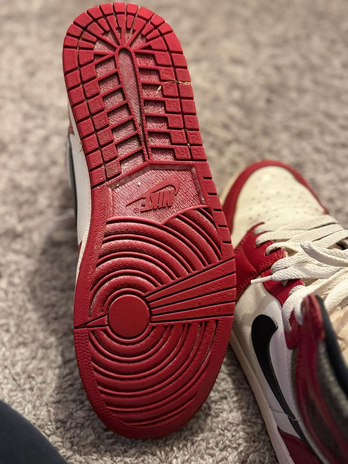 Jordan Brand Jordan 1 Chicago lost & founds Size US 11 / EU 44 - 6 Thumbnail