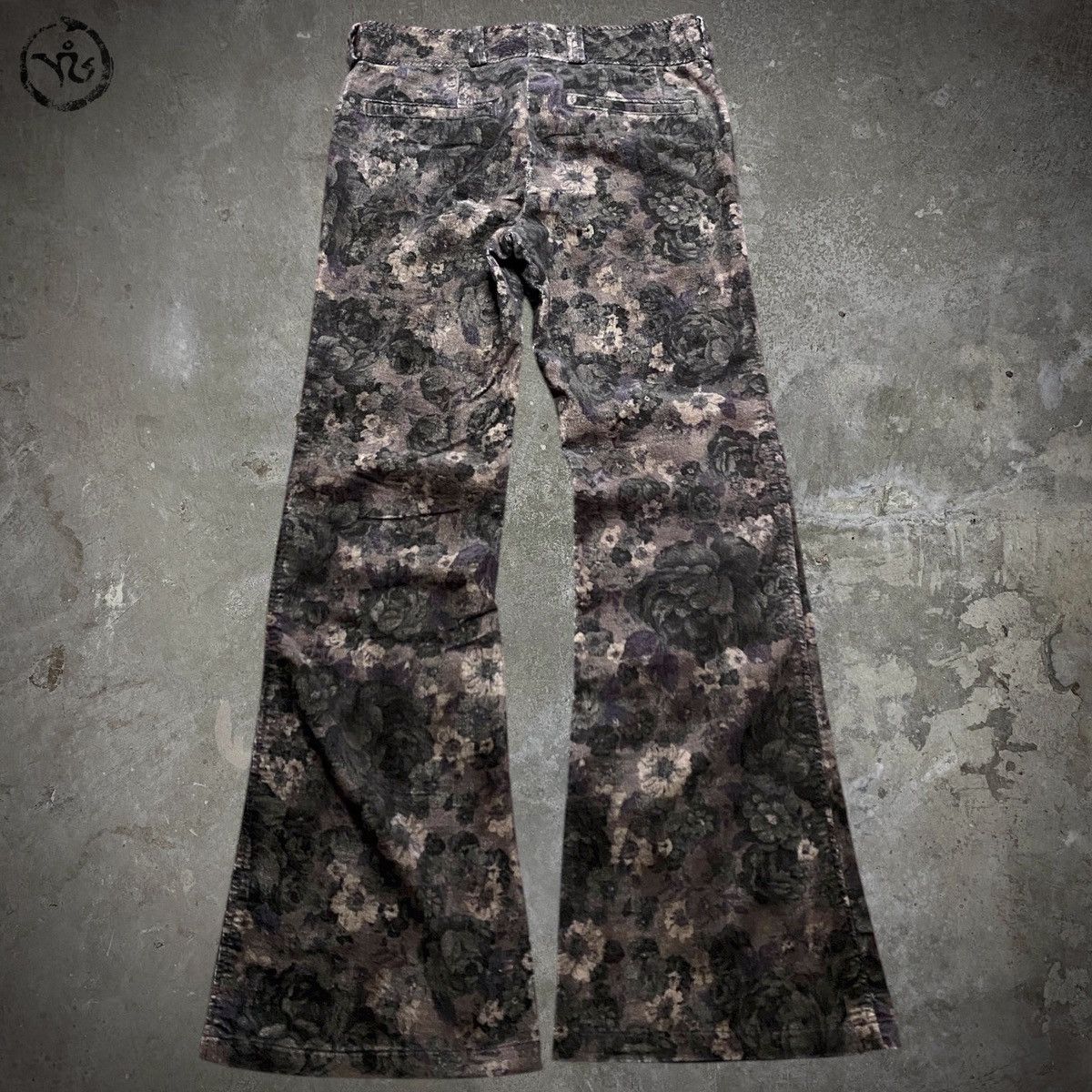 Tornado Mart Tornado Mart Floral Tapestry Flared Pants Size US 30 / EU 46 - 5 Thumbnail