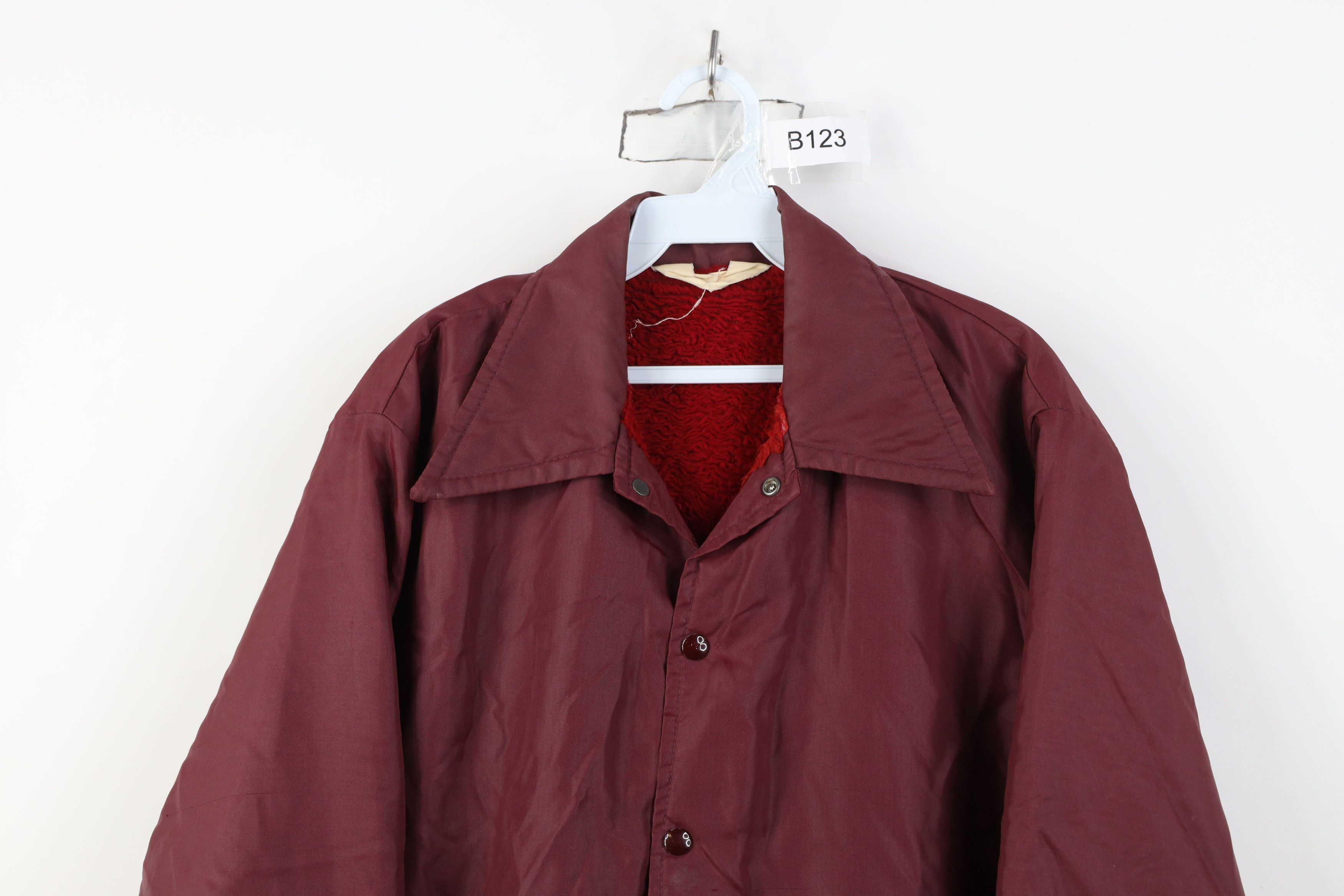 Vintage Vintage 70s Streetwear Coaches Windbreaker Jacket Red USA Size US L / EU 52-54 / 3 - 2 Thumbnail