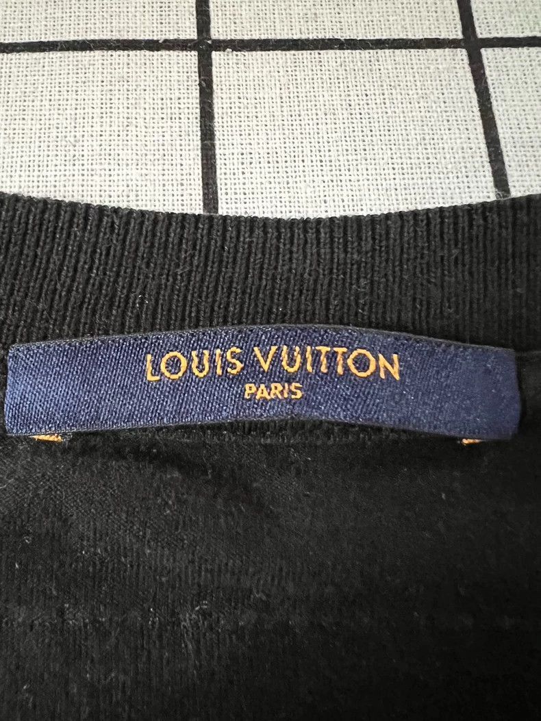 Louis Vuitton Louis Vuitton Gesture Graffiti Short Sleeve Size US S / EU 44-46 / 1 - 3 Thumbnail