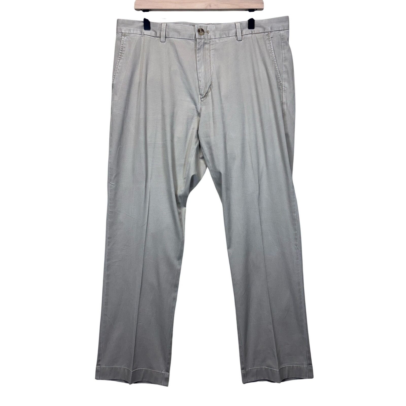 Vineyard Vines Vineyard Vines Breaker Pant Khaki Chinos Men’s 35x30 Size US 35 - 1 Thumbnail