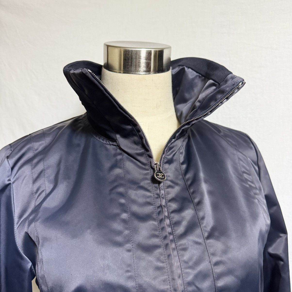 Chanel Recent Model Chanel Nylon Blouson Bomber Jacket Size XS / US 0-2 / IT 36-38 - 16 Thumbnail