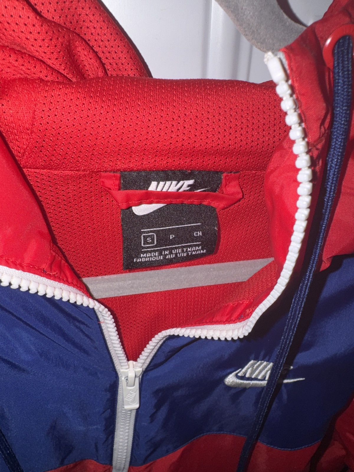 Nike Vintage Nike Red Blue White Zip Up Light Jacket Size US S / EU 44-46 / 1 - 2 Thumbnail