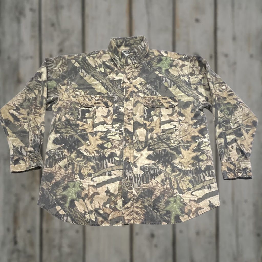 Jerzees Jerzees Outdoor Mossy Oak Forest Floor Button Down Shirt Men L Long Sleeves Nepal Size US L / EU 52-54 / 3 - 1 Thumbnail