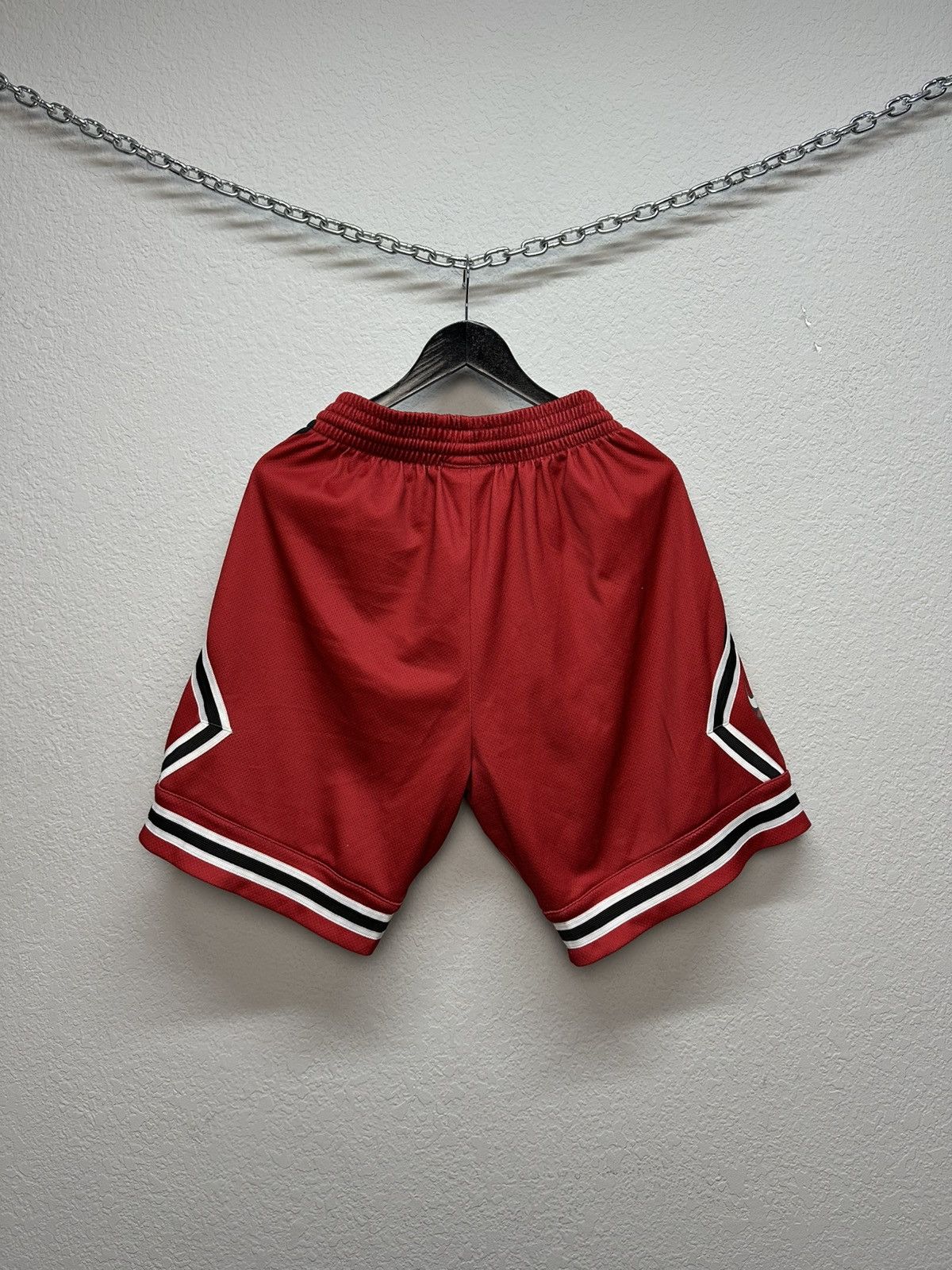 Mitchell & Ness Vintage Mitchell Ness Hardwood Classic Chicago Bulls Shorts Size US 32 / EU 48 - 4 Thumbnail