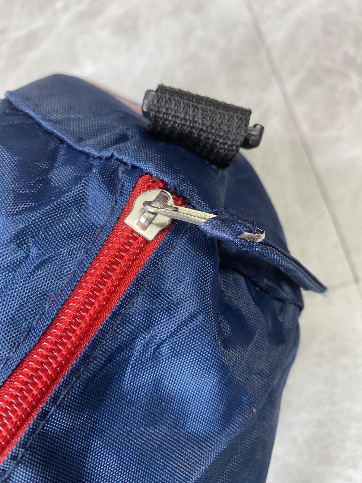 Other Tommy duffle bag big logo Size ONE SIZE - 7 Thumbnail