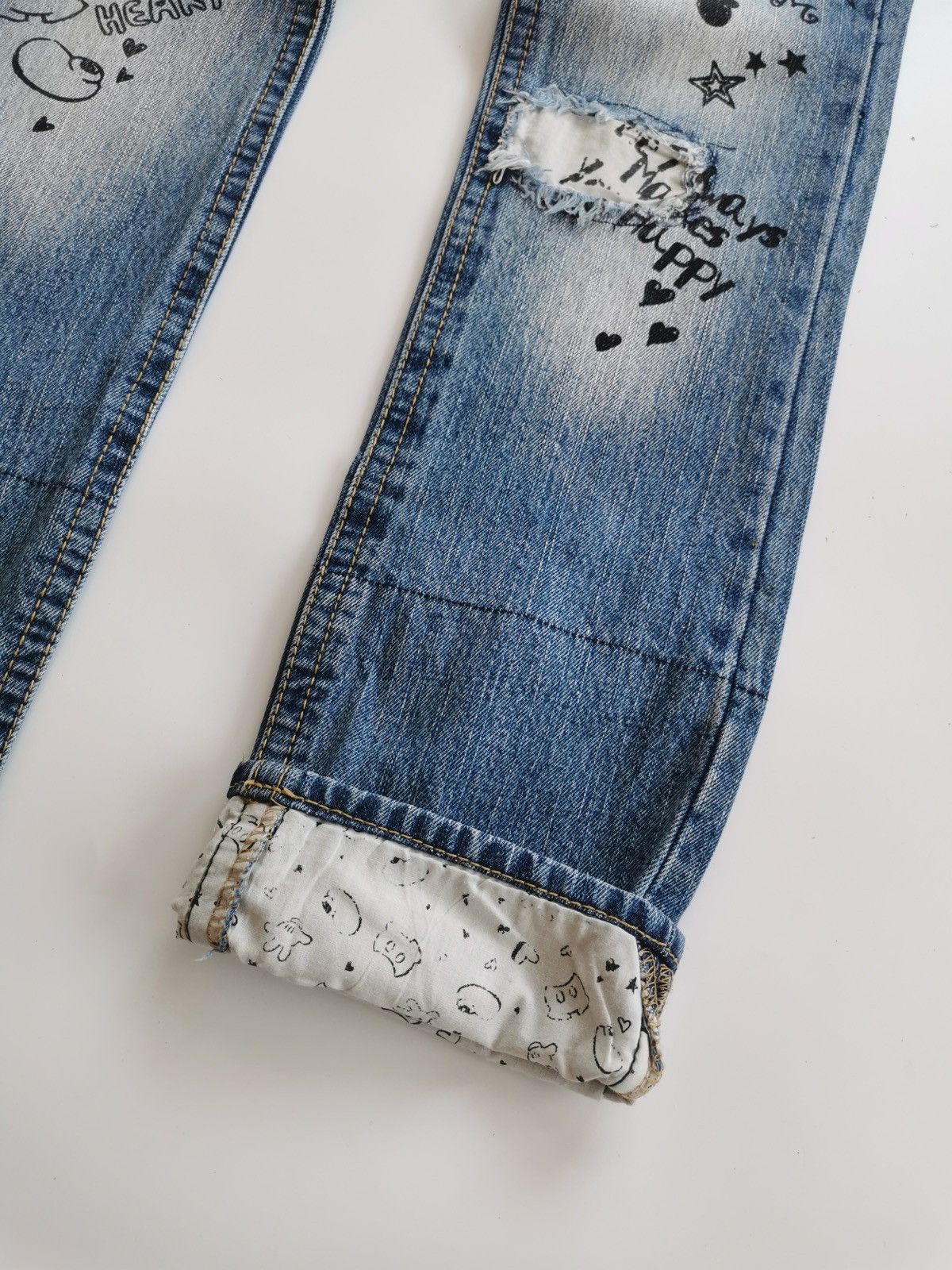 Vintage Vintage Disney Mickey Mouse Patchwork Print Jeans Size US 29 - 3 Thumbnail
