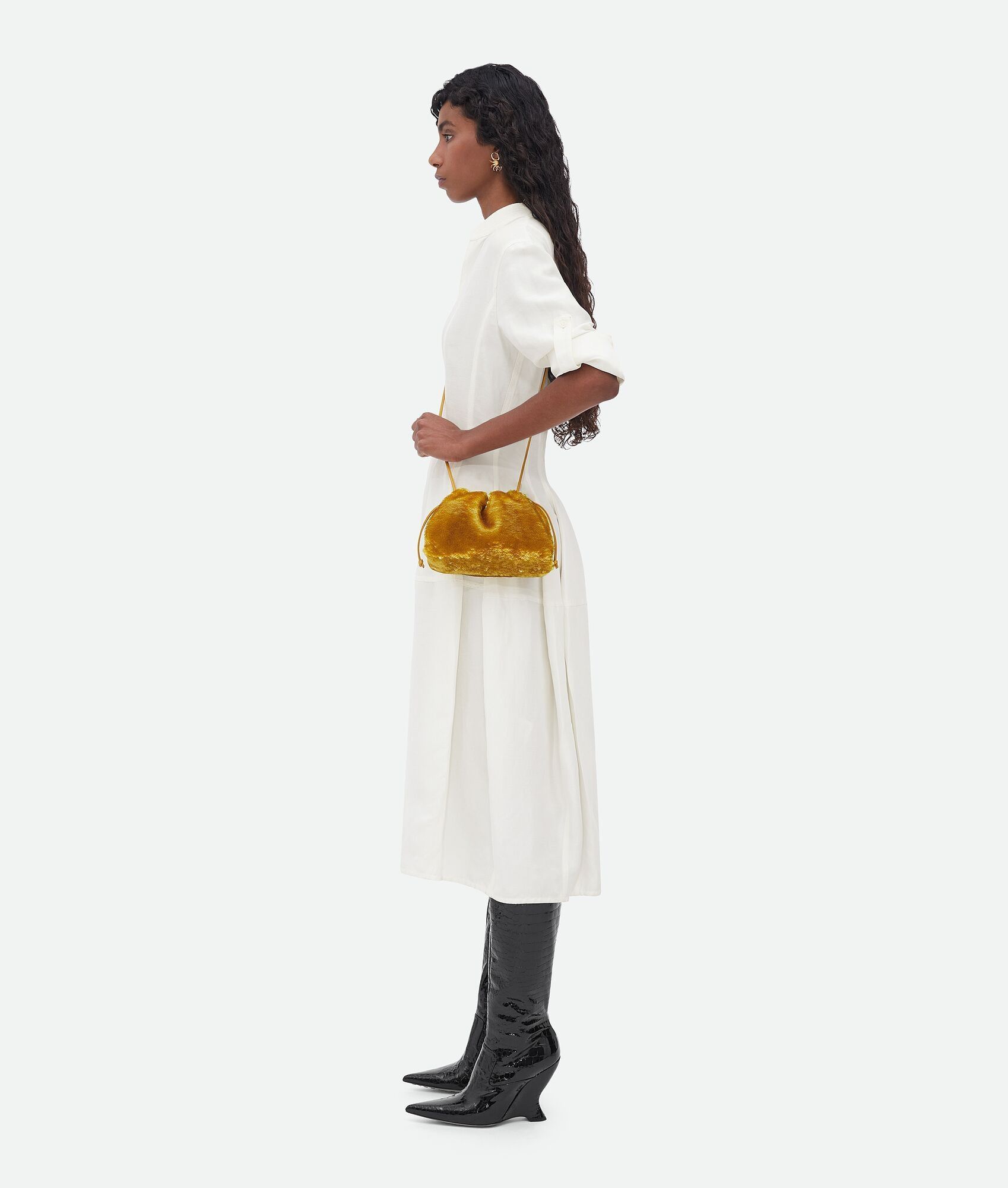 Bottega Veneta o1n1vont1124 Size: OS / Mini Pouch in Honeycomb Size ONE SIZE - 3 Thumbnail