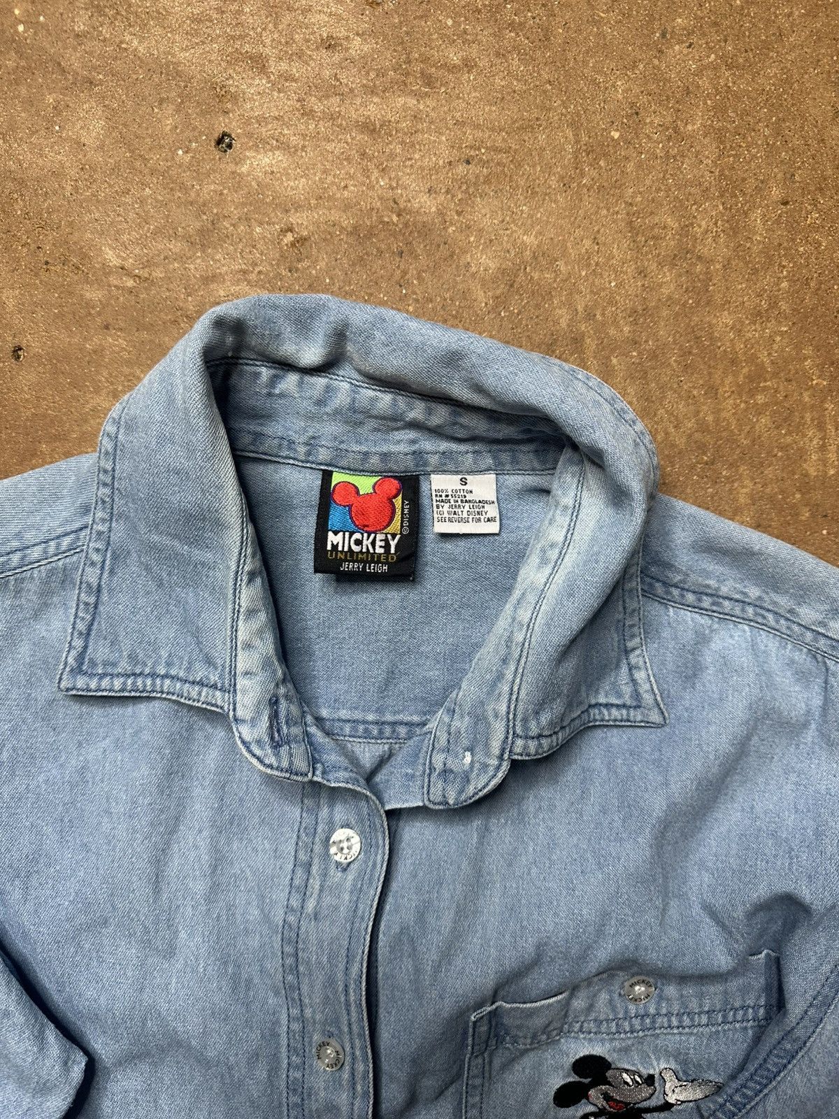 Disney × Vintage 1990s Jerry Leigh Limited Edition Mickey Heart Denim Shirt Size US S / EU 44-46 / 1 - 3 Thumbnail