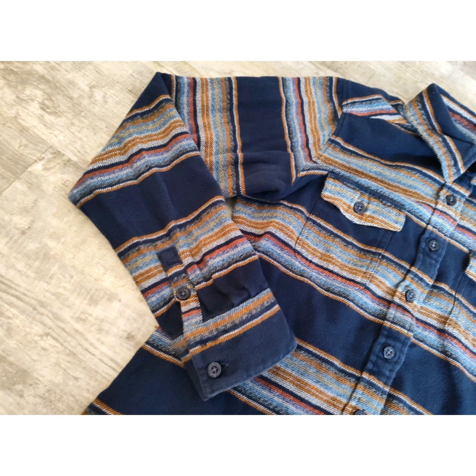 Patagonia Patagonia Fjord Flannel Shirt Gaucho Stripe Navy Long Sleeve Women’s Size 6 Size M / US 6-8 / IT 42-44 - 4 Thumbnail